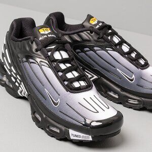 Size 8.5- Nike Air Max Plus 3